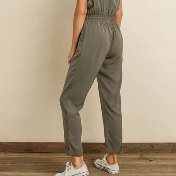 NWT Dress Forum Revolve sleeveless Someone You Love jumpsuit beige Sz Womens S - Picture 2 of 9